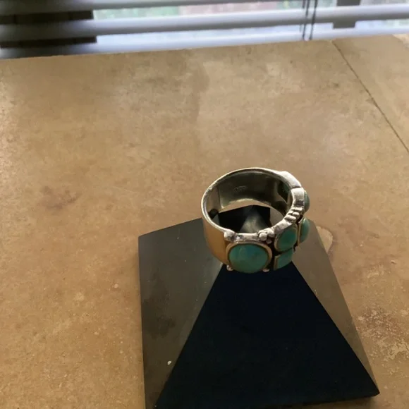 GORGEOUS STERLING SILVER TURQUOISE BAND WITH 7 STONES!! - Picture 6 of 11